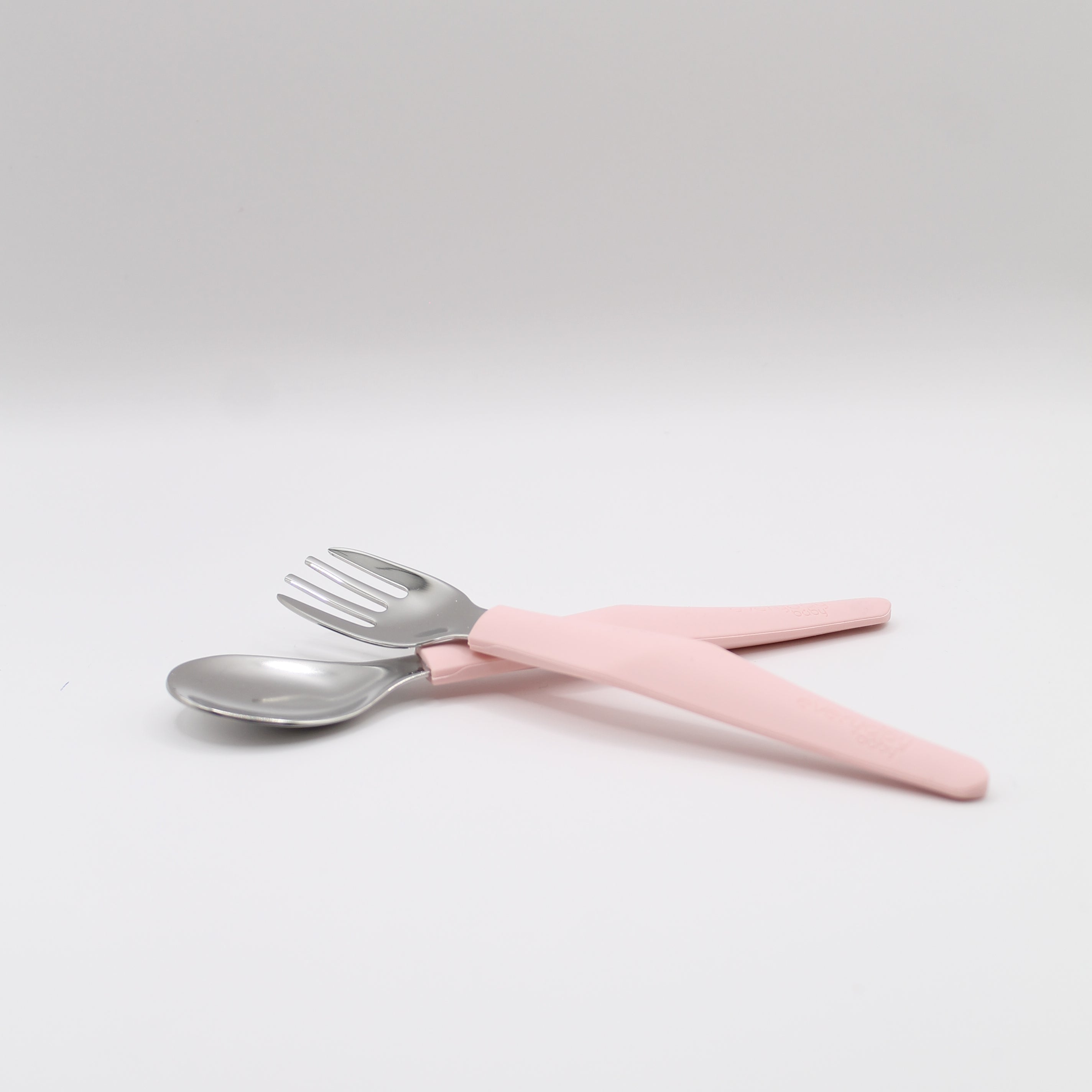 Barnbestick i rostfritt och silikon