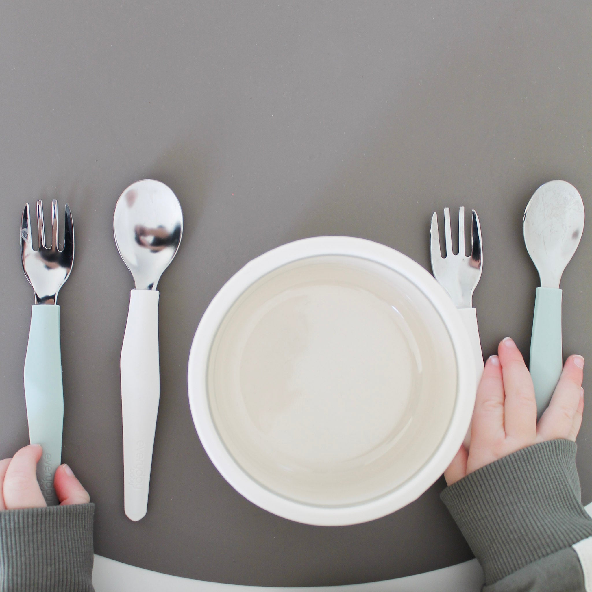 Children's cutlery in stainless steel and silicone